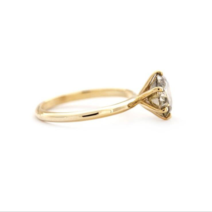 Luxe 14 karaat geelgouden ring met fancy bruine diamant